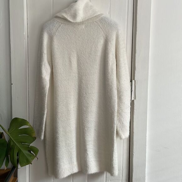 Lou & Grey Sweater Dress - Picture 4 of 4